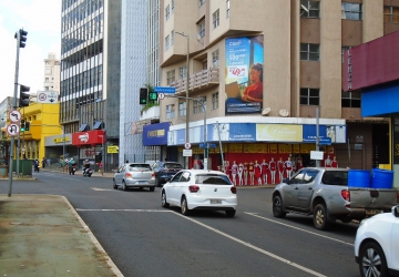 produto <em>Editar Locais</em> Empena - Edifício Abadia Salomão opendoor paineis outdoor painel de led frontlight empena anuncie anuncio uberaba mg
