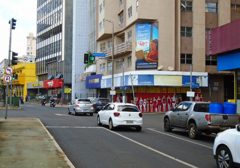 produto <em>Editar Locais</em> Empena - Edifício Abadia Salomão opendoor paineis outdoor painel de led frontlight empena anuncie anuncio uberaba mg